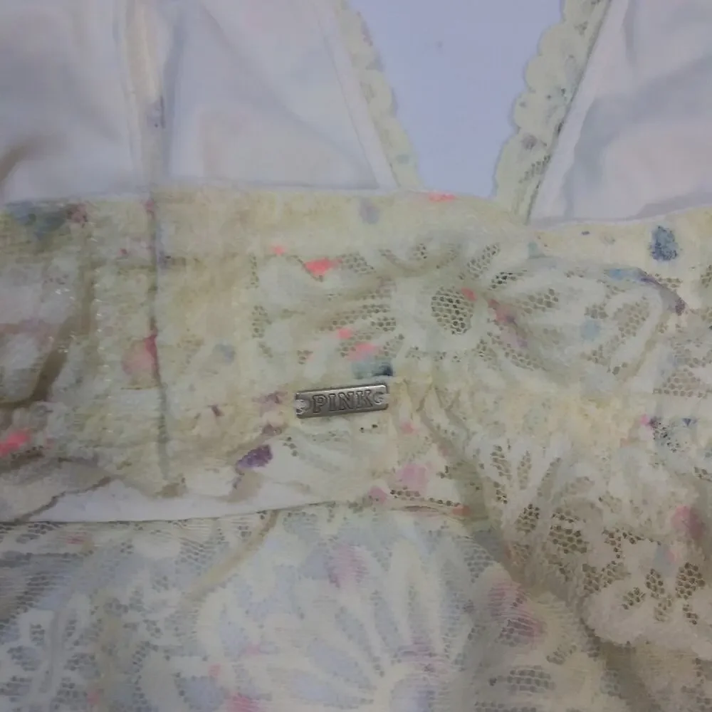 Victoria’s Secret PINK Cream Floral Halter Bralette Size M